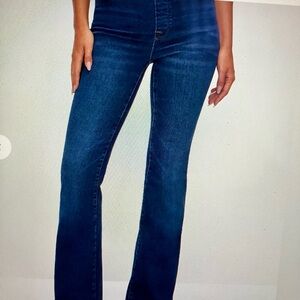 Good American NWT Indigo Power Stretch Pull-on Flare Women's Jeans